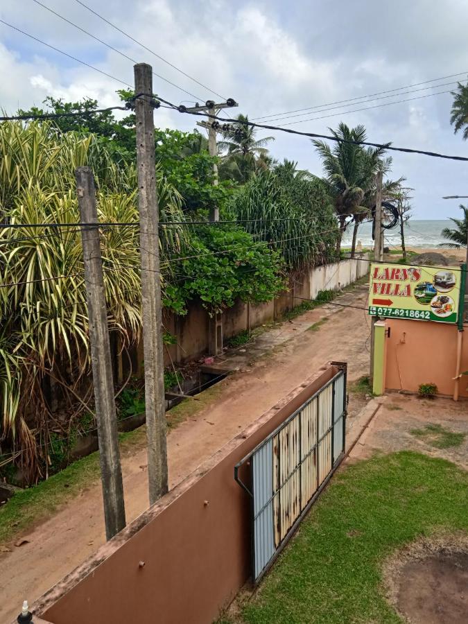 Larn's Villa Hotel&Apartment Wadduwa Esterno foto