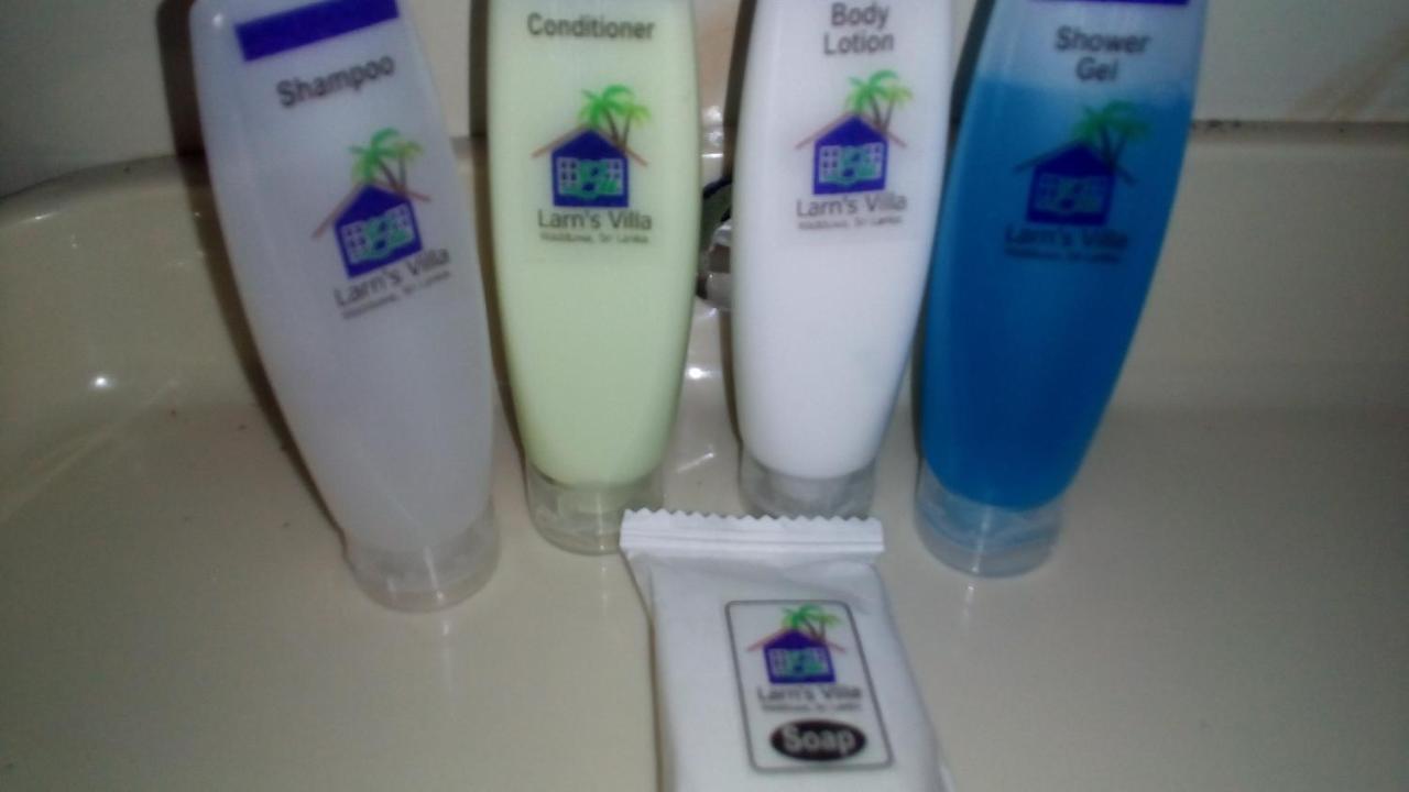 Larn's Villa Hotel&Apartment Wadduwa Esterno foto